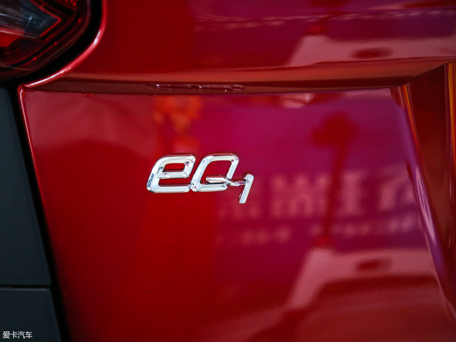 2019СΛρ СΛρ Ű 4