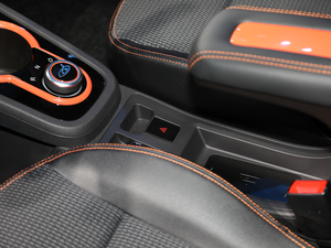 2019СΛρ Ű 4 п؅^