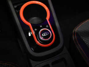 2019СΛρ Ű 4 п؅^