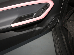 2020СΛρ Ů 4 ǰTg