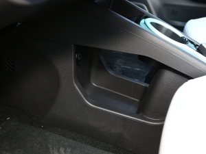 202120fρۿ Ś F 301km  g