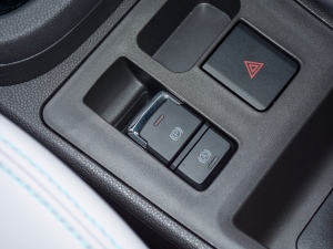 202120fρۿ  F 301km v܇Ƅ