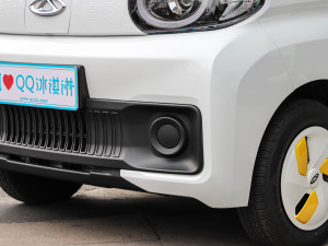 2022款170km 圣代 前雾灯