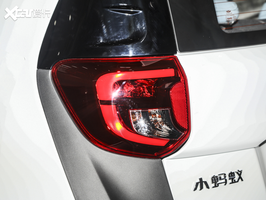 2022��СΛρ ��ۿ� ���ǰ� ��Ԫ� 30kW 301km