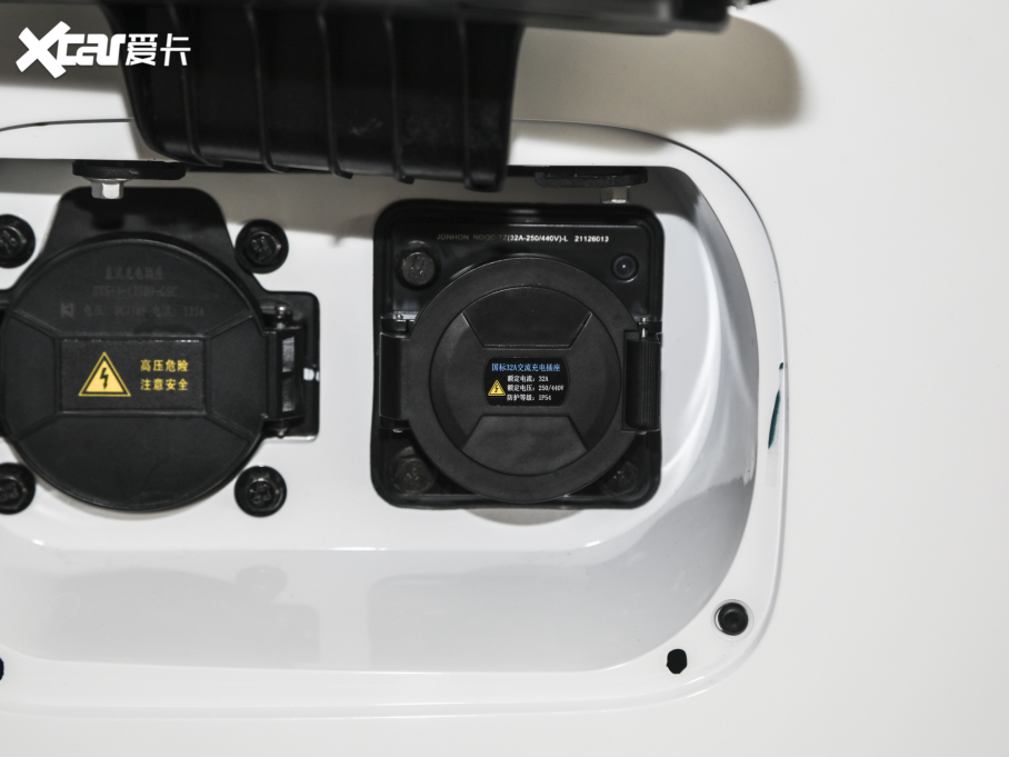 2022��СΛρ ��ۿ� ���ǰ� ��Ԫ� 30kW 301km