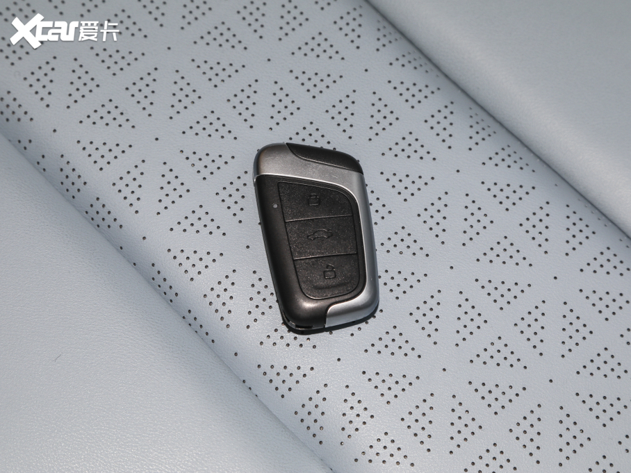 2022��СΛρ ��ۿ� ���ǰ� ��Ԫ� 30kW 301km