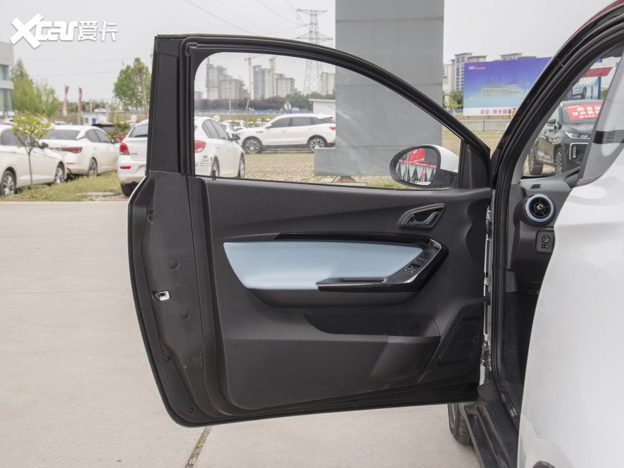 2022СΛρ ۿ ǰ F 30kW 301km