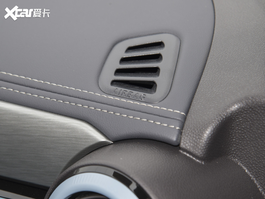 2022СΛρ ۿ ǰ F 30kW 301km