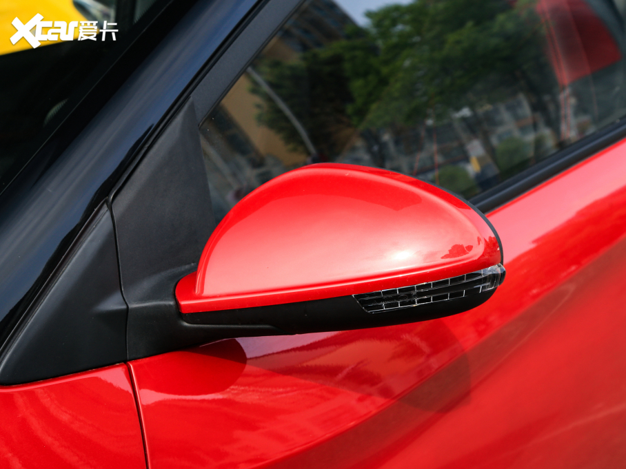 2022��СΛρ ��ۿ� ���ǰ� ��Ԫ� 30kW 301km