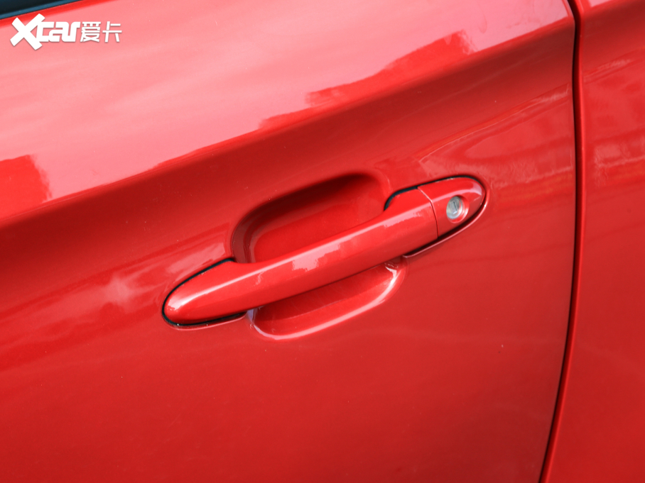 2022��СΛρ ��ۿ� ���ǰ� ��Ԫ� 30kW 301km