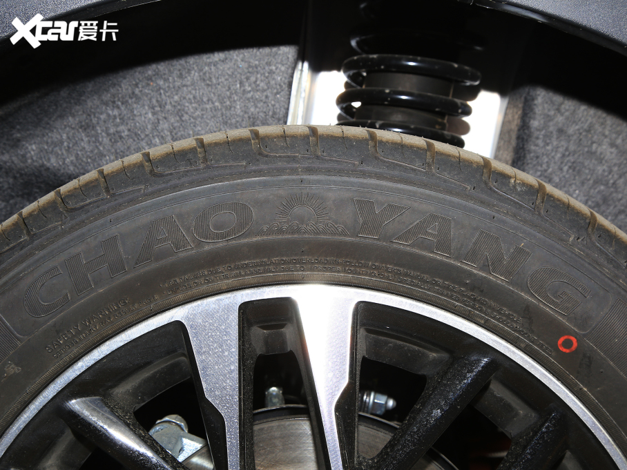 2022��СΛρ ��ۿ� ���ǰ� ��Ԫ� 30kW 301km