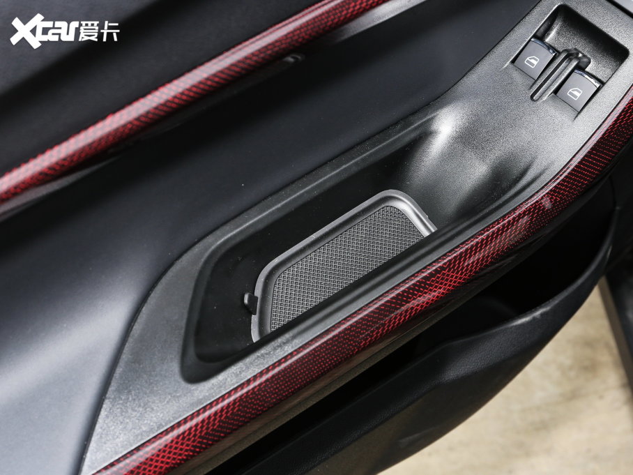 2022СΛρ Ŀ ۿ ǰ F 30kW 301km