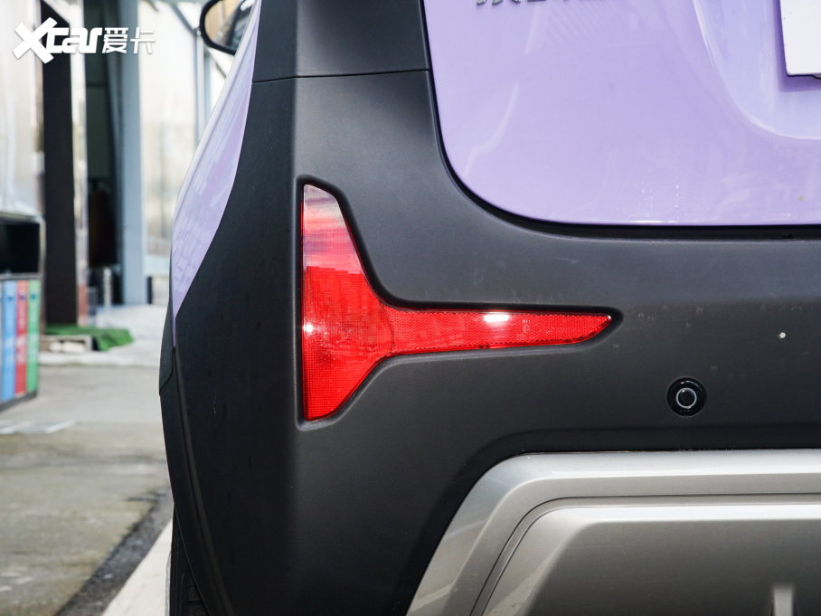 2022СΛρ  _˾ 28.8kWh