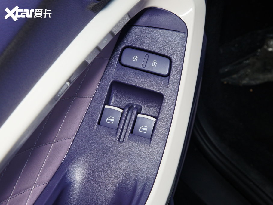 2022СΛρ  _˾ 28.8kWh