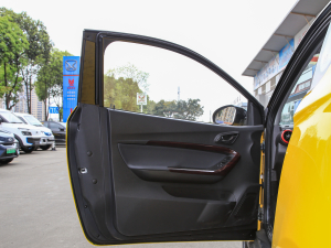 2022ۿ ΢ǰ Ԫ 30kW 301km {λ܇T