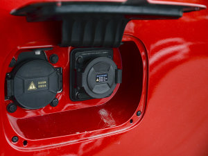 2022Ŀ ۿ ΢ǰ F 30kW 301km ^