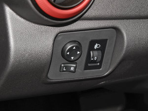 2022Ŀ ۿ ΢ǰ F 30kW 301km п؅^