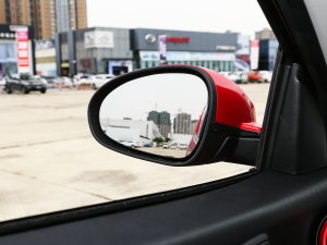 2022Ŀ ۿ ǰ F 30kW 301km (ji)^