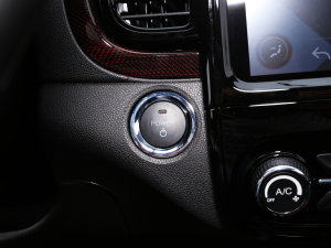 2022Ŀ ۿ ǰ F 30kW 301km п؅^