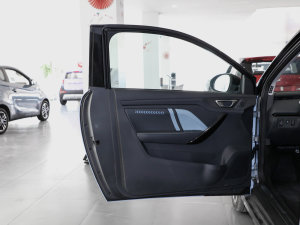 2022301km F Ԫ {λ܇T