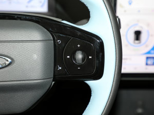 2022301km F Ԫ п؅^