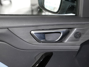 2022301km F Ԫ п؅^