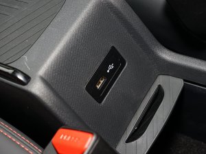 2022301km ħF F п؅^(q)