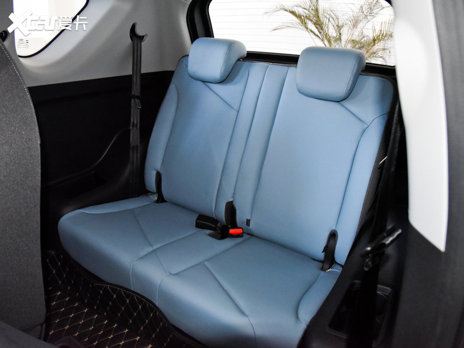 2023��СΛρ 301km ���Plus�� ��Ԫ�