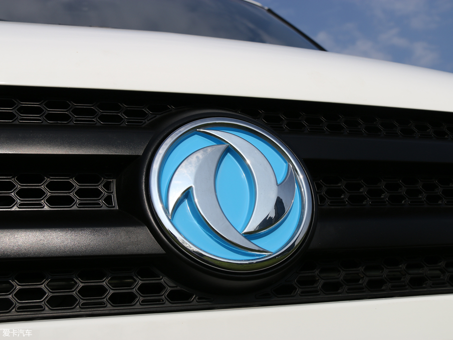 2018|L̩EM30 ʽ\ݔ܇