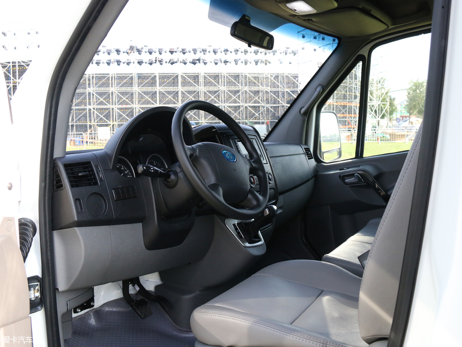 2018|L(fng)̩EM30 ʽ\(yn)ݔ܇(ch)