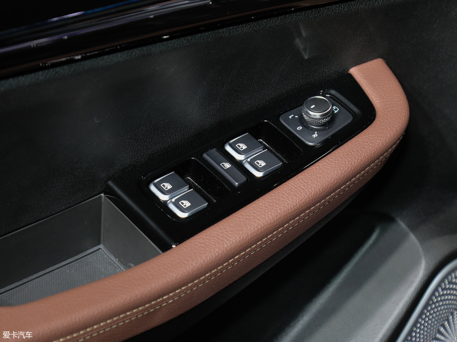 2019G60S 1.5T Ԅ(dng)Ş V