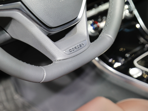 2019款1.5T 自动旗舰型 国V 中控区