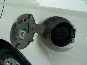 2009款1.6L 手动豪华版 油箱盖