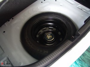 2009款1.6L 手动豪华版 备胎