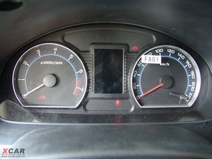 2009款1.6L 手动豪华版 中控区