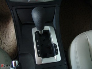 2009款1.6L 3G版 换挡杆