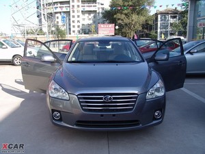 2009款1.6L 自动尊贵版 整体外观