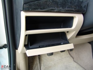 2009款1.6L 手动豪华版 空间座椅