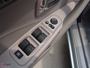 2009款2.0L 自动豪华版 空间座椅