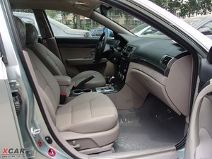 2009款2.0L 自动豪华版 空间座椅