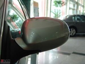 2009款2.0L 自动豪华版 后视镜