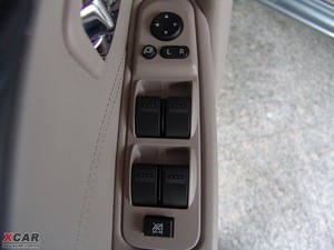 2009款2.0L 手动精英版 空间座椅