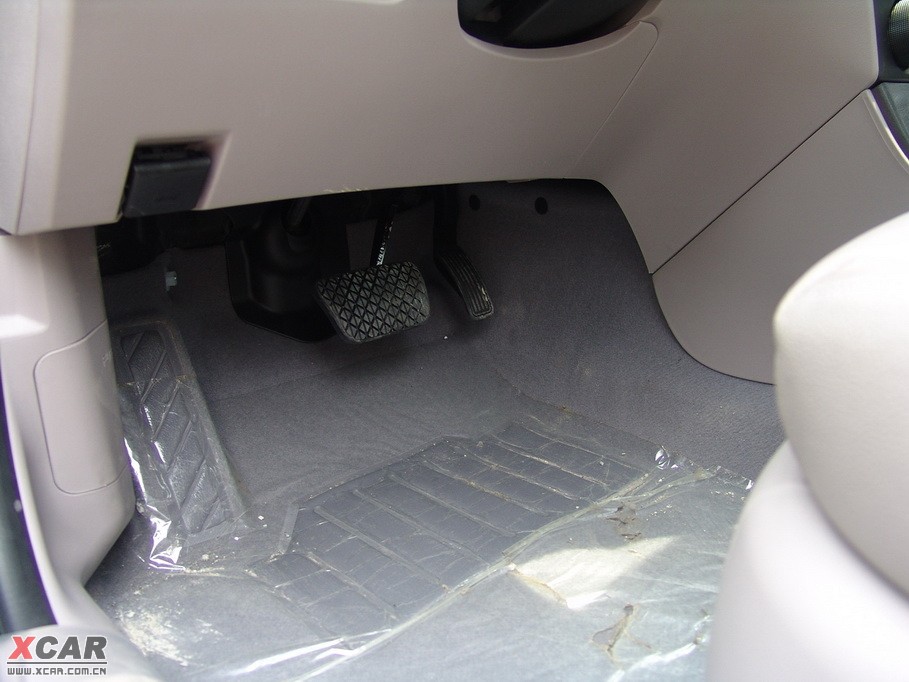 2009vB70 2.0L Ԅ(dng)A