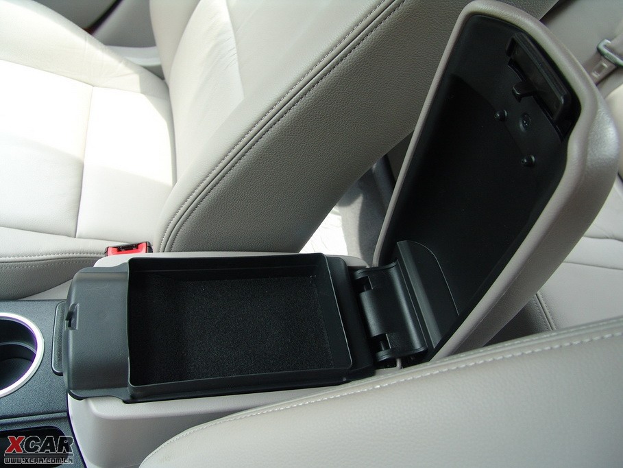 2009vB70 2.0L ԄӺA