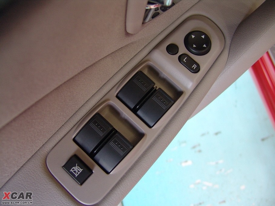 2009vB70 2.0L քb