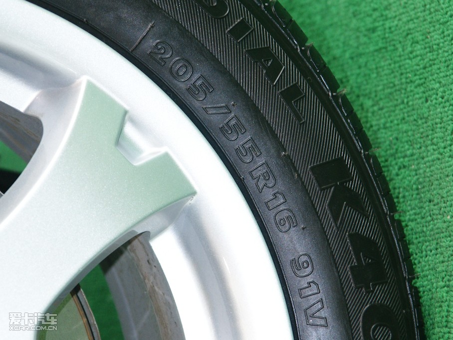 2010vB70 2.3L ԄӺA