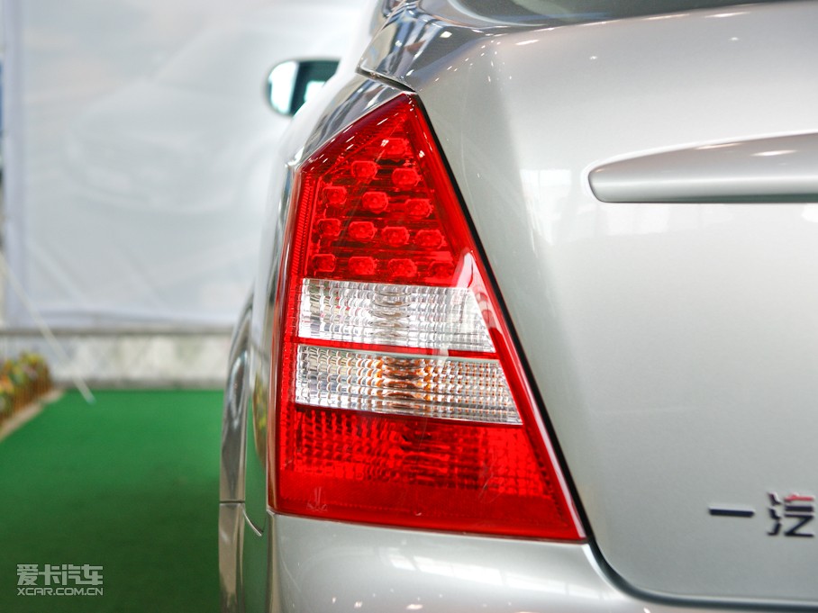 2010vB70 2.3L ԄӺA