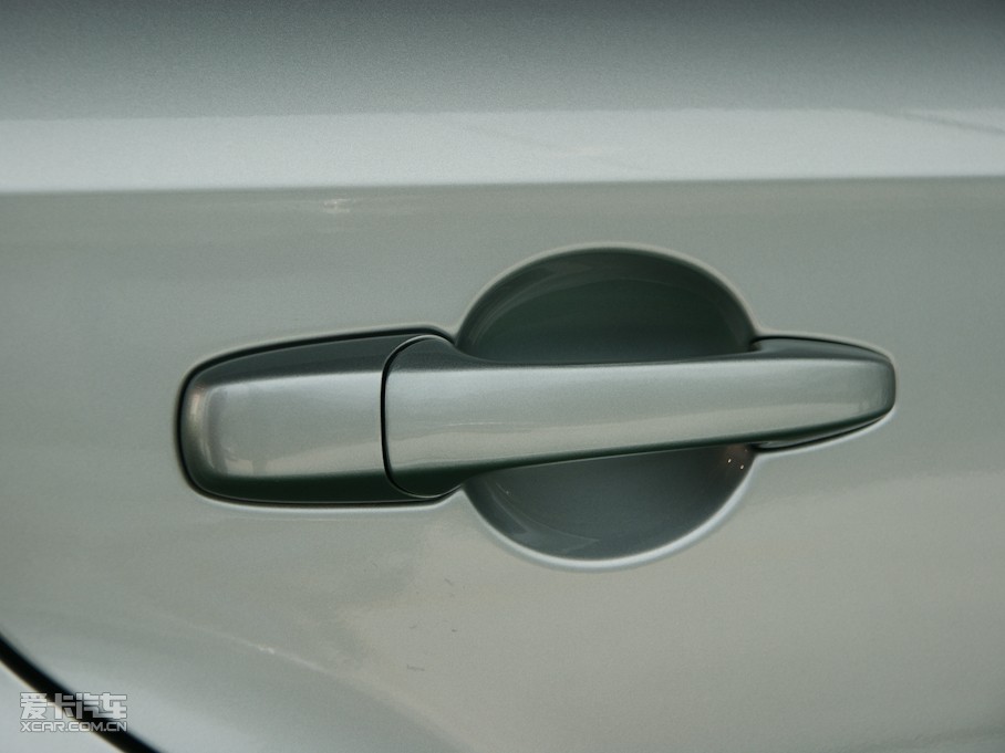 2010vB70 2.3L ԄӺA