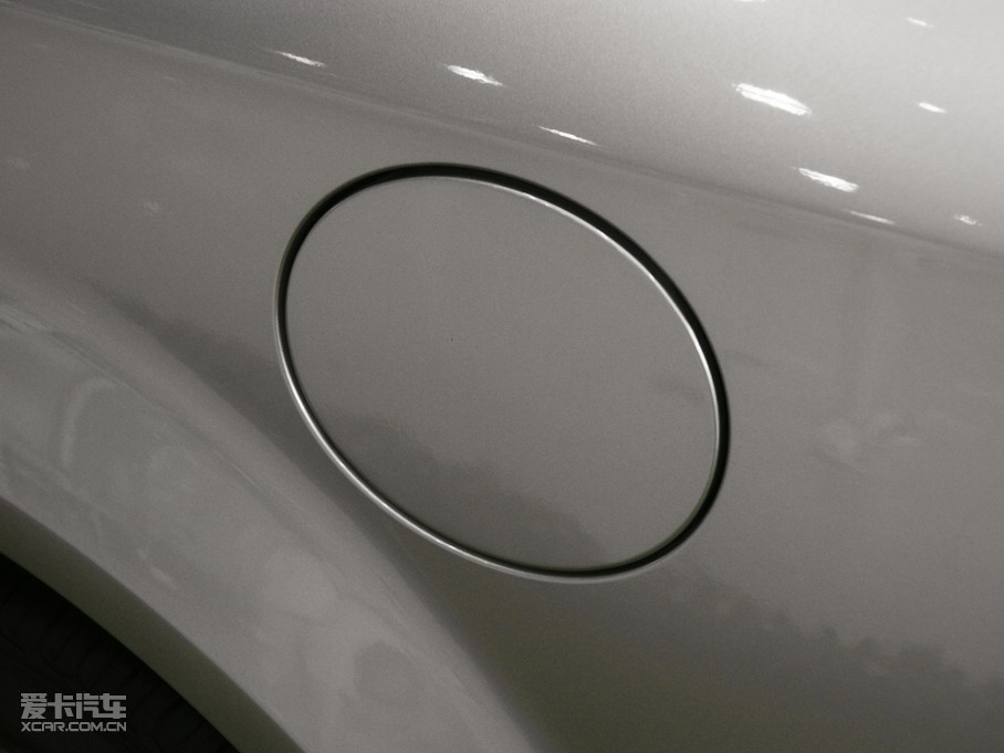 2010vB70 2.3L ԄӺA