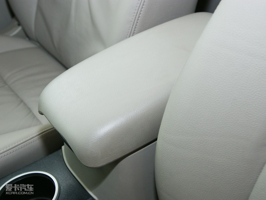 2010vB70 2.3L ԄӺA